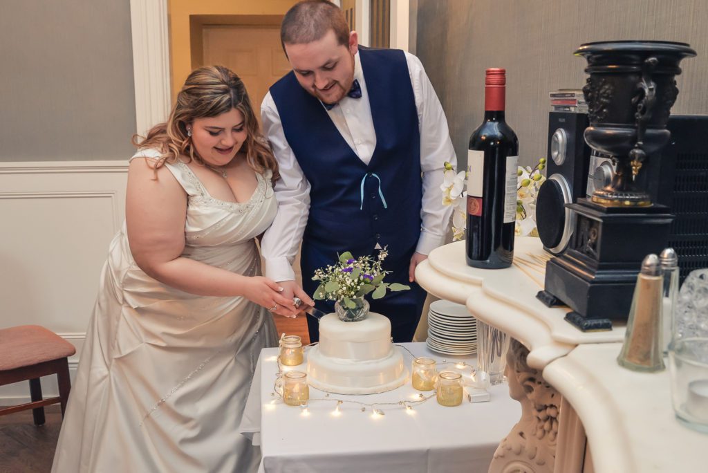 Wedding Photography Cake Cutting